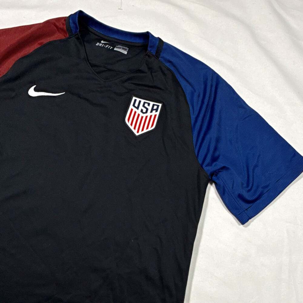 Nike Dri-FIT USA Soccer Jersey Shirt Black with Blue & Red Sleeves Size LG